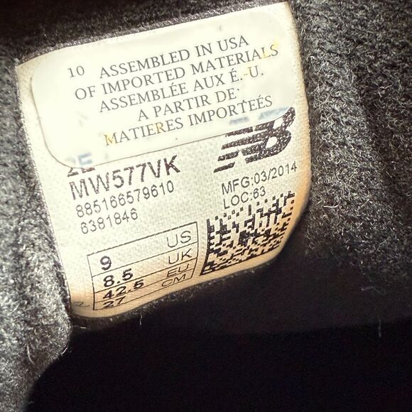 New Balance 577 Men's 9 Black Leather Walking Sneakers Hook & Loop Low Top - Picture 8 of 9